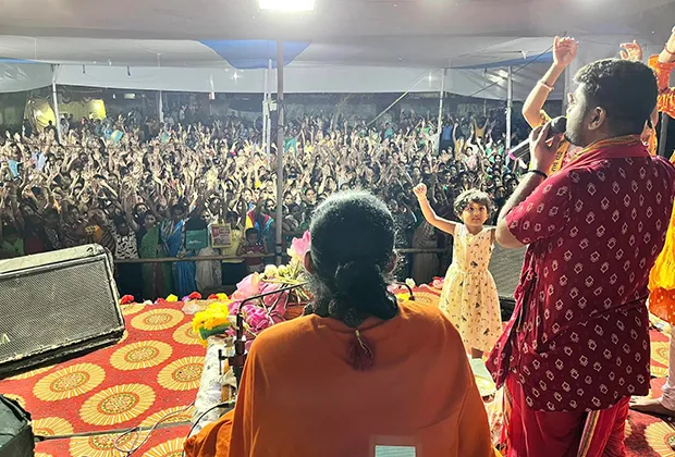 Swami Hansanand Giri Ji Maharaj - Gallery 26