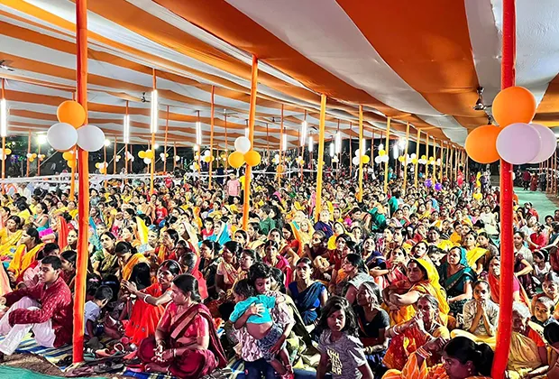 Swami Hansanand Giri Ji Maharaj - Gallery 33